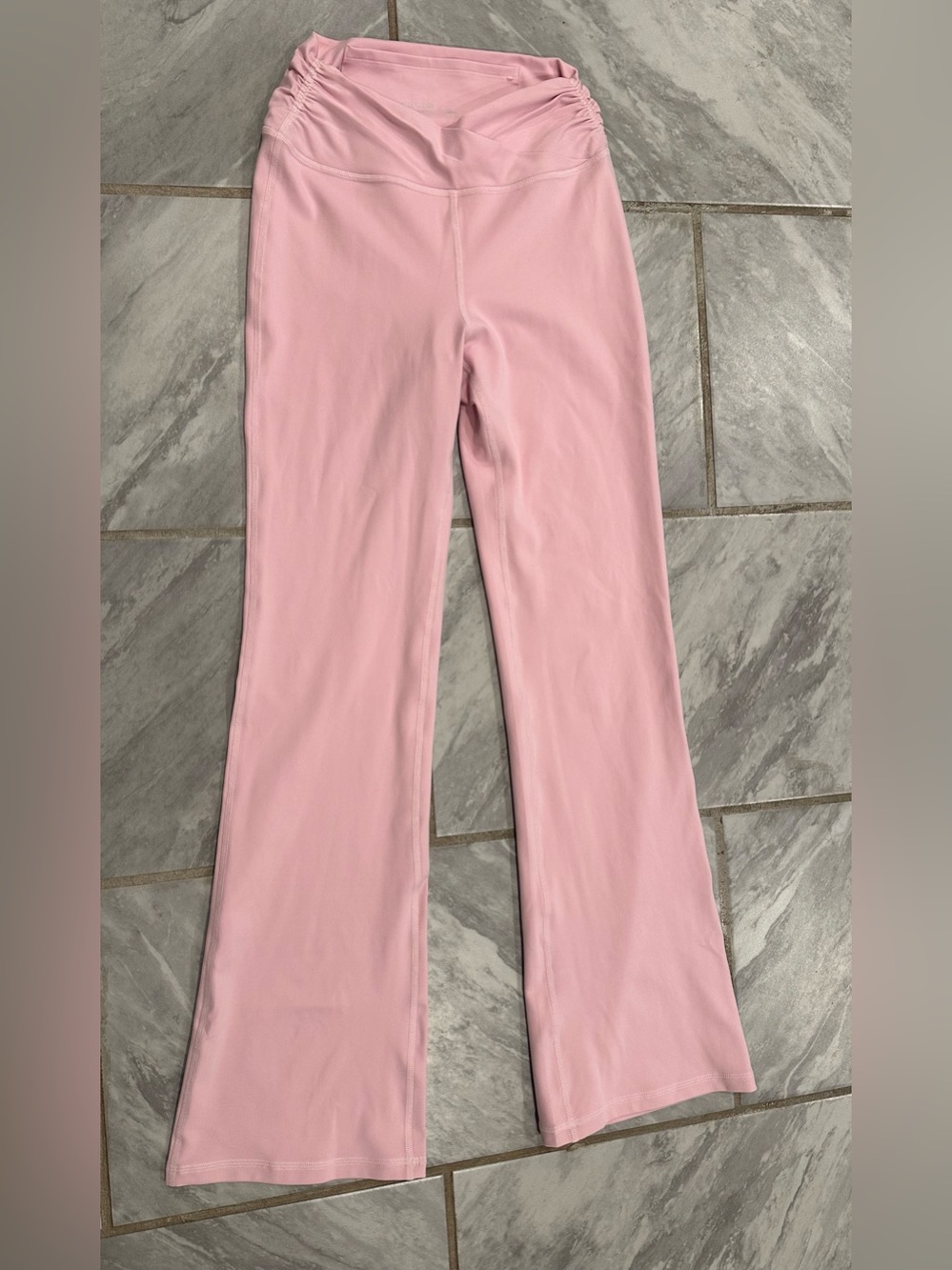 Gilly Hicks Recharge Womens Pink Bootcut Leggings Size M Yoga Activewear